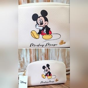 ☆NWT☆ Disney's mickey Mouse
